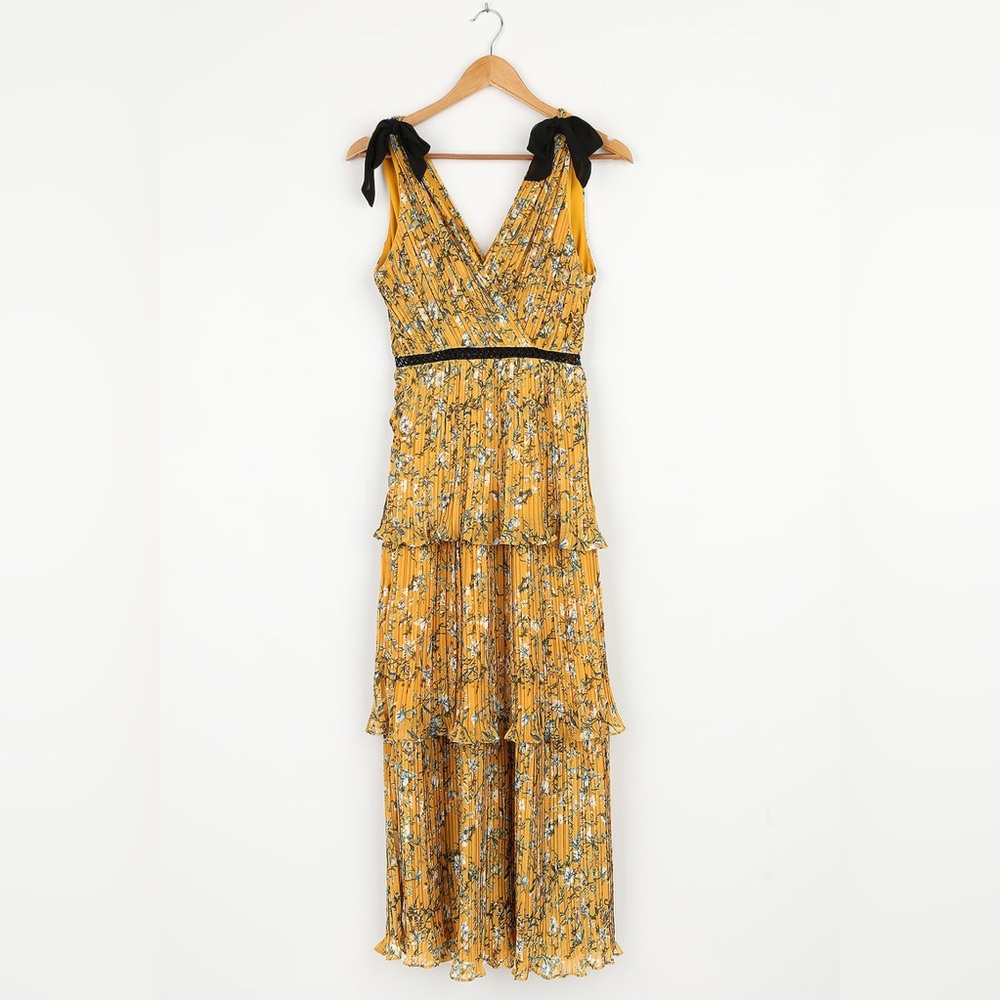 NWT Such Sophistication Yellow Floral Print Pleated Maxi Dress